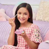 MAKE IT REAL THAT TAKES THE CAKE COSMETIC SET