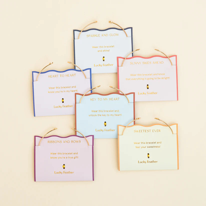 LUCKY FEATHER NEW CONNECTION CUFF