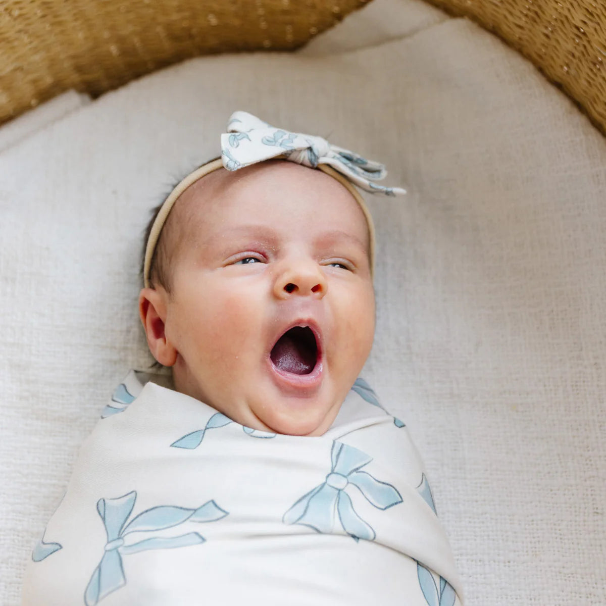 COPPER PEARL DAPHNE SWADDLE