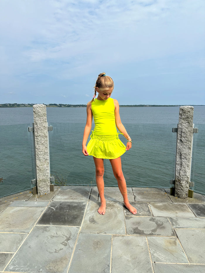 LITTLE OLIN NEON GREEN GATHERED MINI SKORT