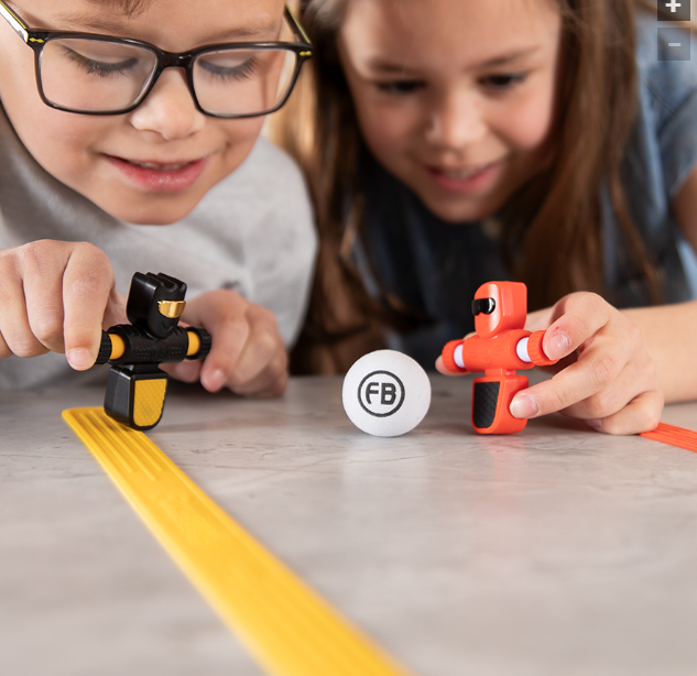 FAT BRAIN FOOSBOTS ON THE GO