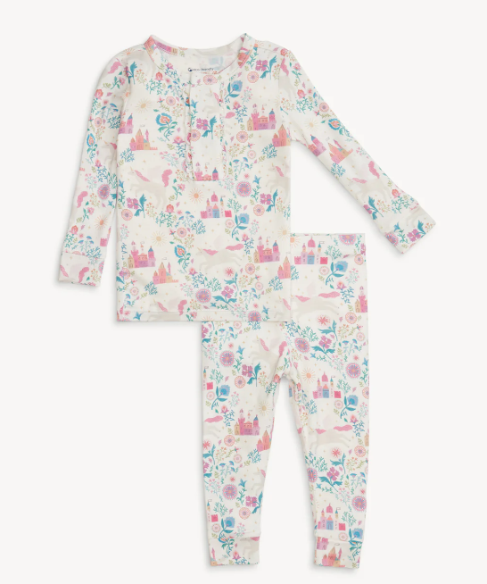 MAGNETIC ME TAIL OF MAGIC PAJAMA SET