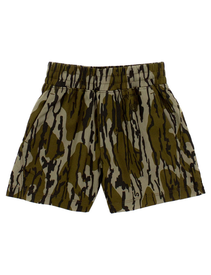 PROPERLY TIED BOYS COURT SHORT MOSSY OAK ORIGINAL BOTTOMLAND