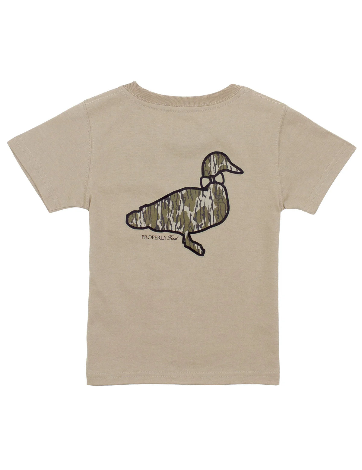 PROPERLY TIED LD BOYS MOSSY OAK LOGO SS SAND