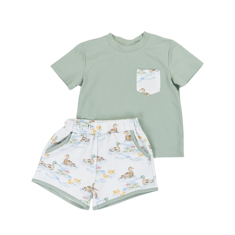 CYPRESS ROW DARLING DUCKS BOYS PLAY POCKET SHORT SET