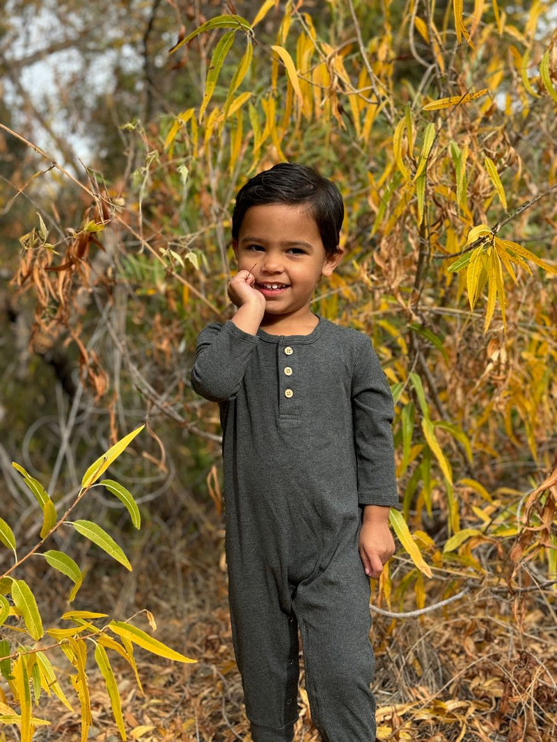 ME & HENRY MASON RIBBED HENLEY ROMPER CHARCOAL