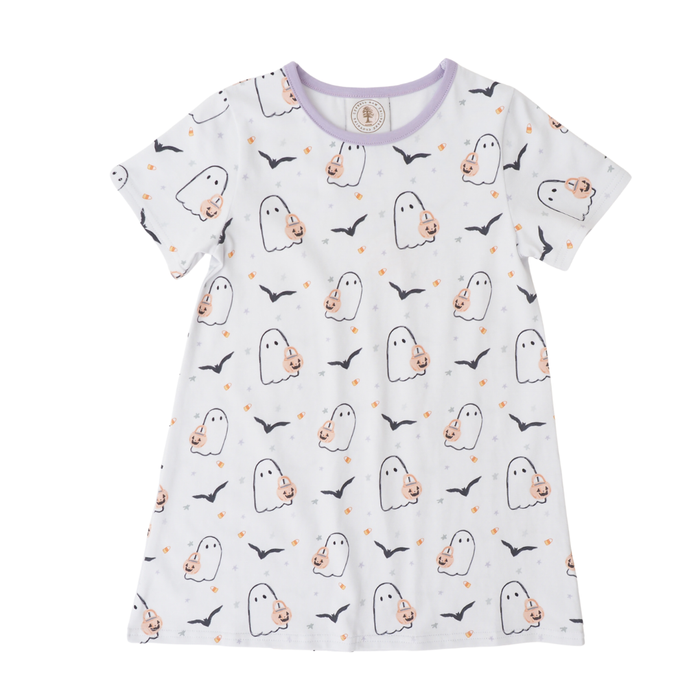 Children's nightshirt with ghost pattern on a white background