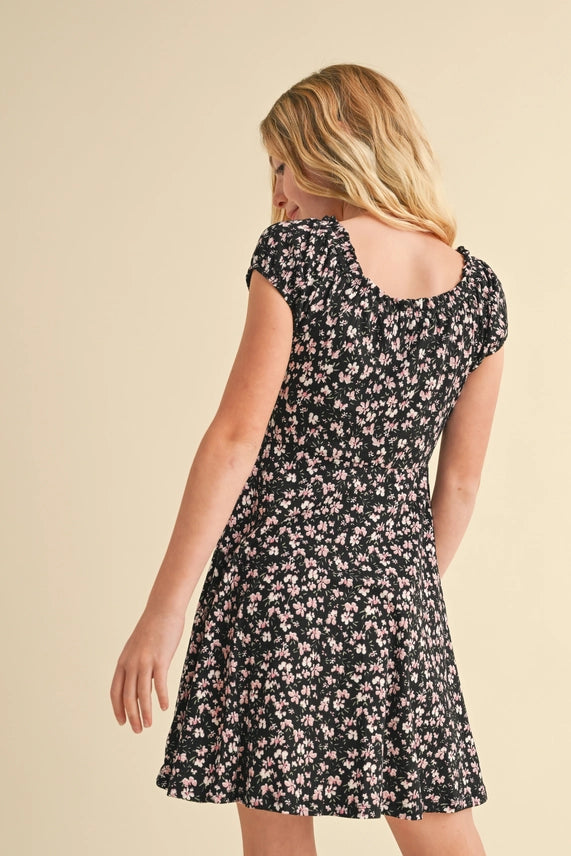 HEART AND ARROW TWEEN PUFF SLEEVE CINCH FRON DRESS