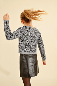 MOLLY BRACKEN GIRLS LEOPARD CROPPED SWEATER