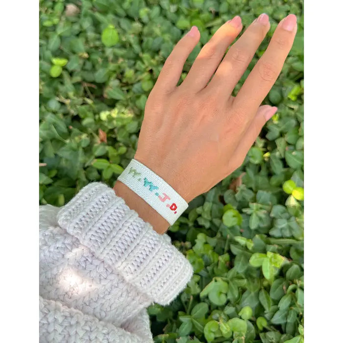 ELEVATED FAITH WWJD BRACELET 2 COLORS