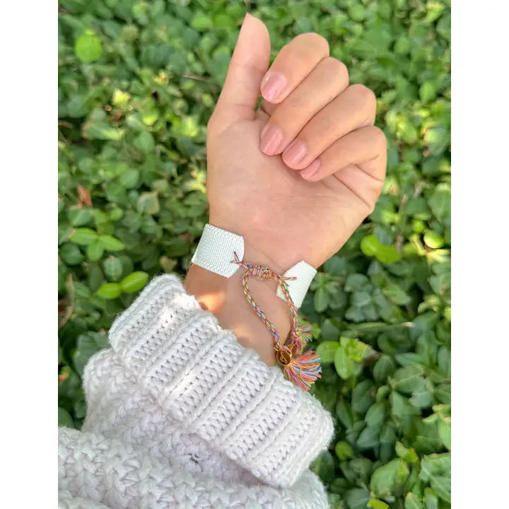 ELEVATED FAITH WWJD BRACELET 2 COLORS