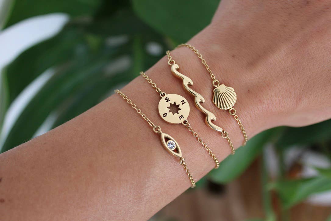 14K Gold bracelet set  Compass