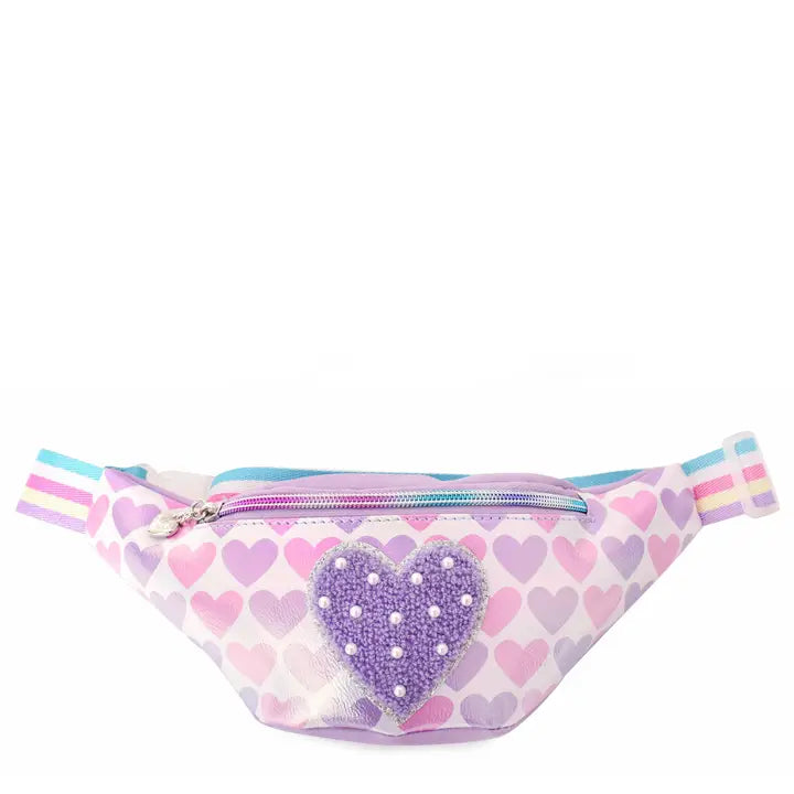 OMG ACCESORIES METALLIC HEART PRINTED FANNY PACK