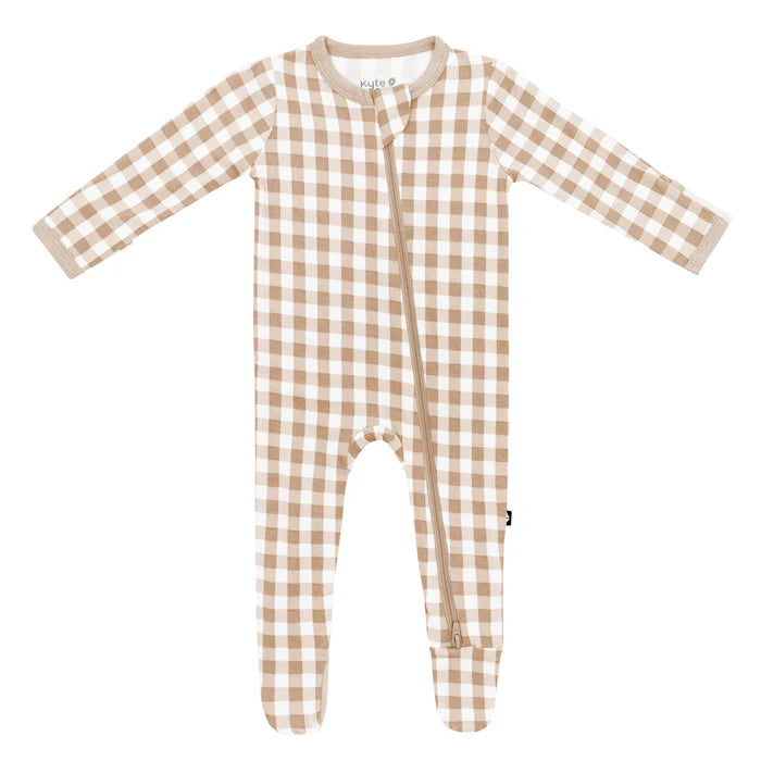 KYTE BABY ZIPPERED FOOTIE IN GINGHAM BISQUE