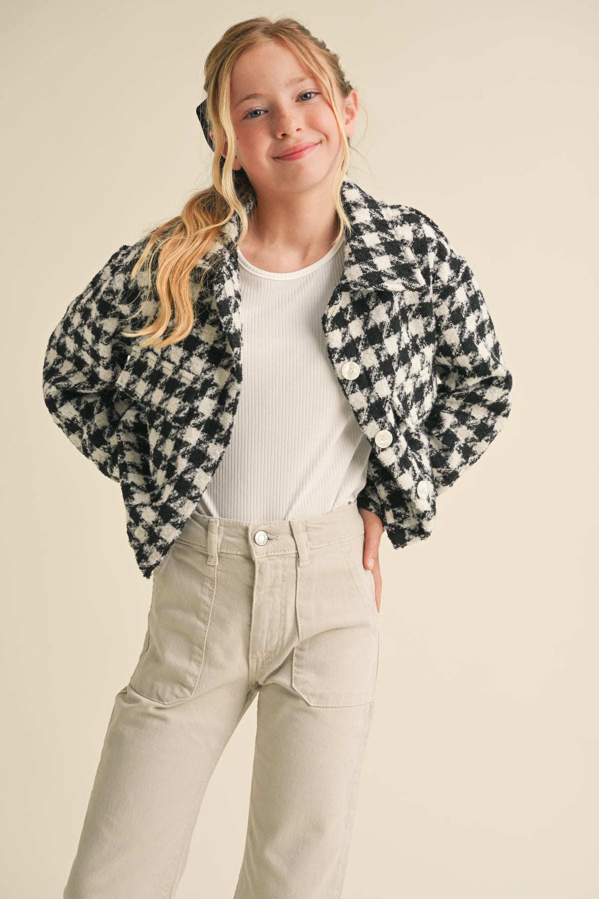 HEART AND ARROW BLACK AND WHITE HOUNDSTOOTH CROPPED SHACKET