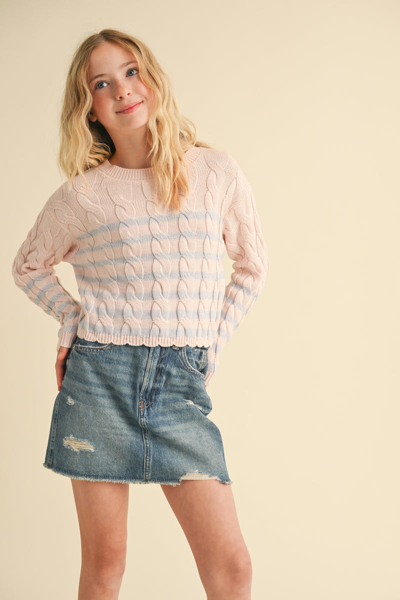 HEART AND ARROW CABLE KNIT STRIPED BOXY CROPPED SWEATER