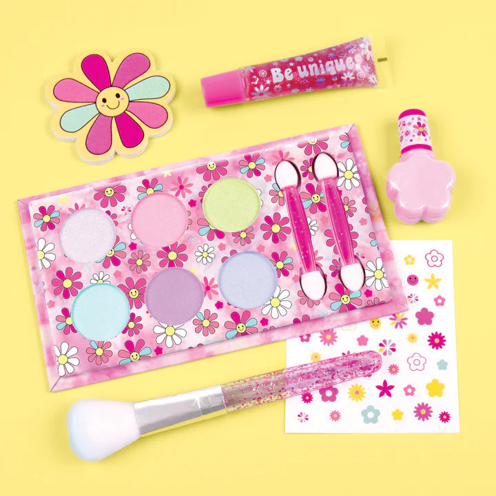 MAKE IT REAL BLOOMING BEAUTY COSMETIC SET