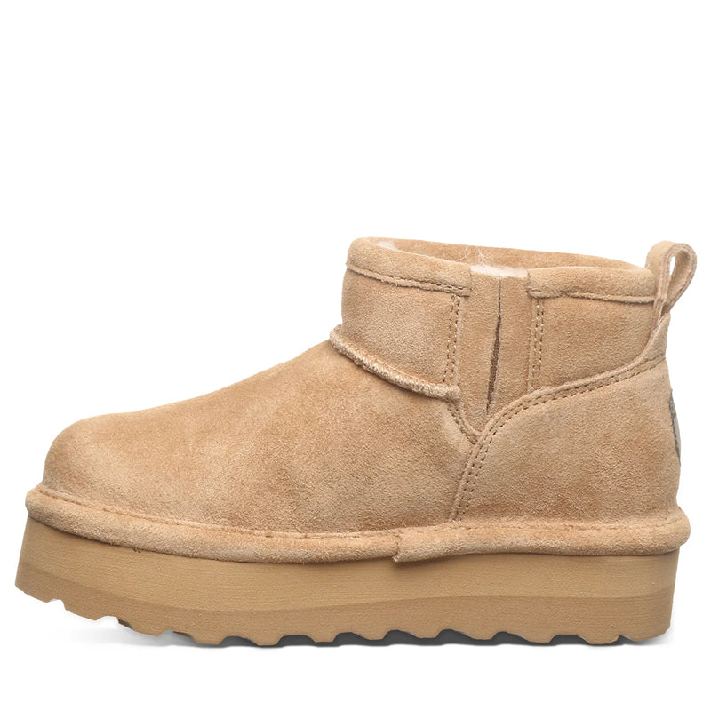 BEARPAW YOUTH RETRO SHORTY BOOT IN ICED COFFEE