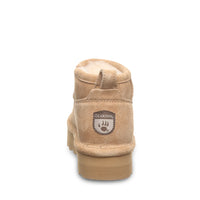 BEARPAW YOUTH RETRO SHORTY BOOT IN ICED COFFEE