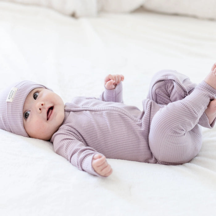 BELLA TUNNO ORCHID ZIP BEANIE SET