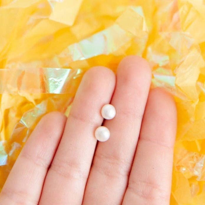 Pip Pop Post Pearl Stud Earrings