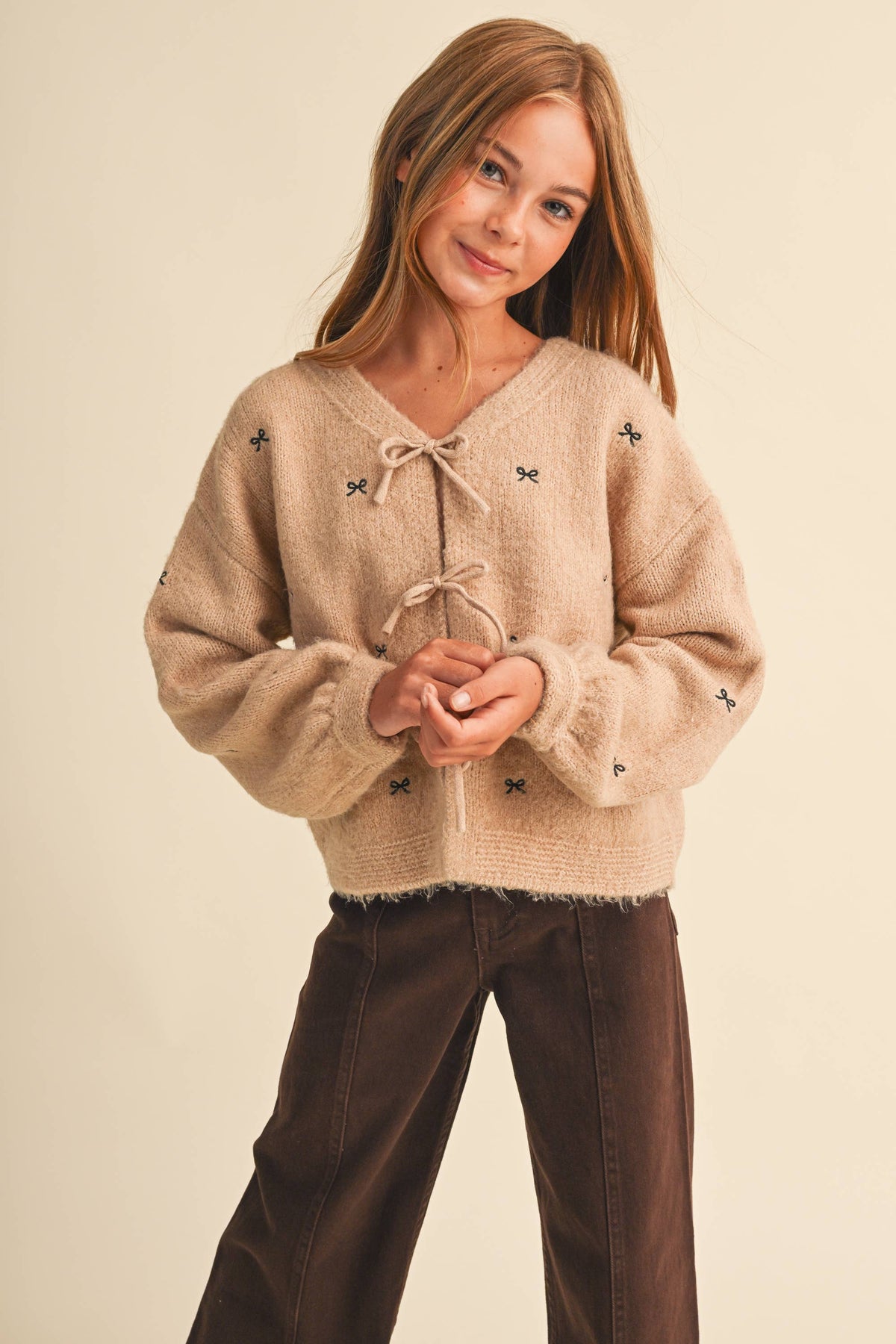 Heart & Arrow Tween Girls Bow Embroidery Sweater