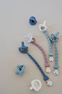 ITZY RITZY PACIFIER CLIPS TOAST