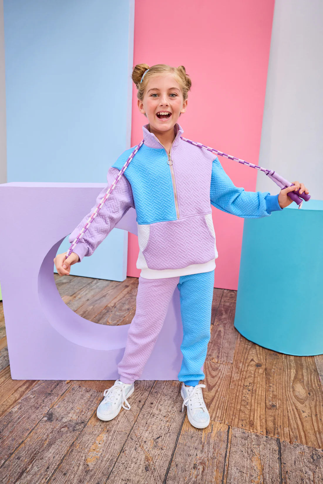 BISBY COLOR BLOCK PULLOVER LAVENDER & BLUE QUILTED TRELLIS