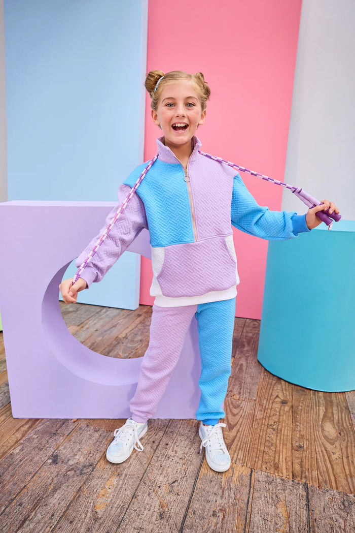 BISBY COLOR BLOCK PULLOVER LAVENDER & BLUE QUILTED TRELLIS