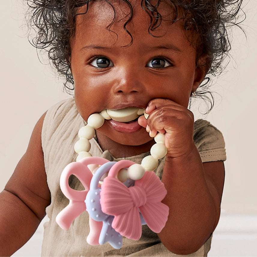 ITZY TRIO SILICONE BOW TEETHER