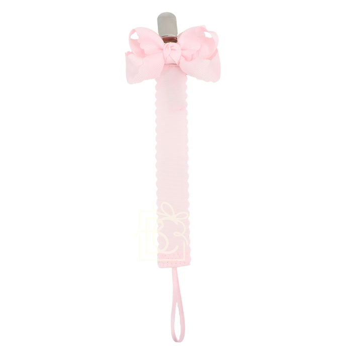 SCALLOPED GROSGRAIN PACIFER CLIP POWDER PINK
