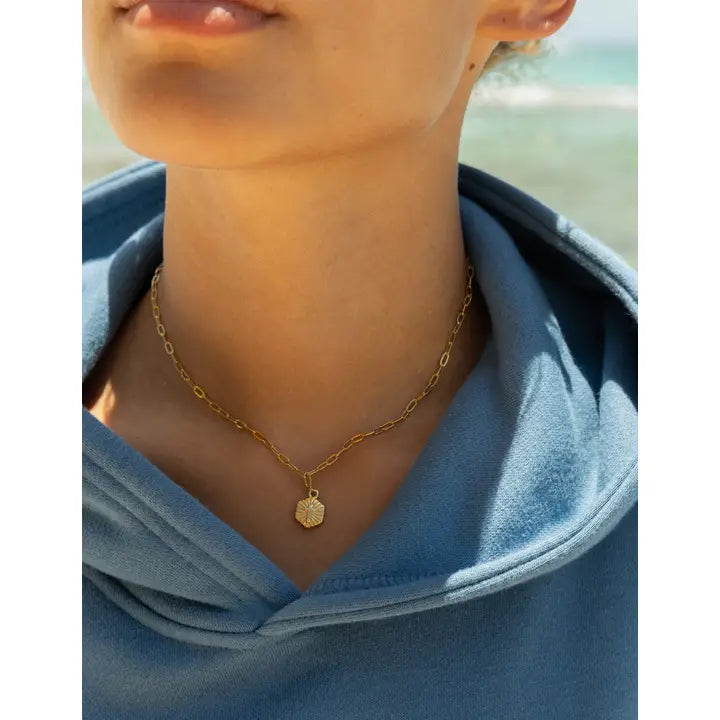 ELEVATED FAITH RADIANT CROSS NECKLACE