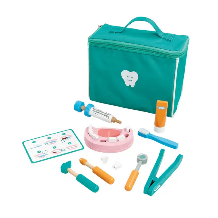 WOODEN SPARKLING SMILE DENTIST KIT