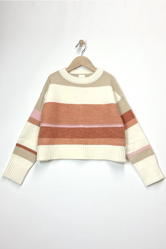 HEART AND ARROW TWEEN ROUND NECK CROPPED SWEATER