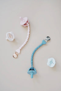 ITZY RITZY PACIFIER CLIPS TOAST