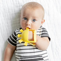 RYAN & ROSE SHINE BRIGHT TEETHING MITT YELLOW