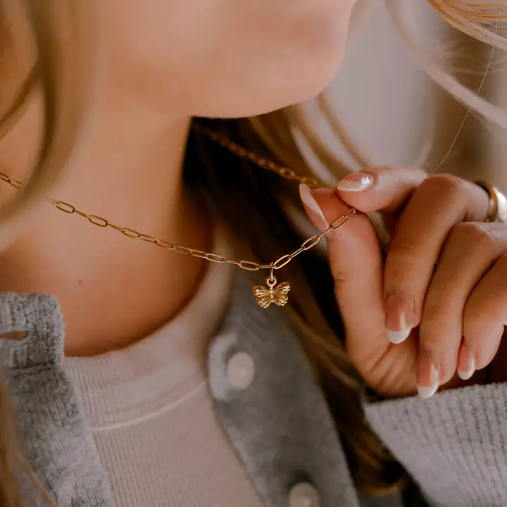 MADE NEW CHARM NECKLACE