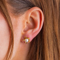 KALI PEARL STUD EARRINGS