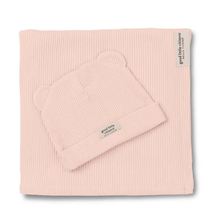 BELLA TUNNO BLUSH RIB SWADDLE & BEANIE SET