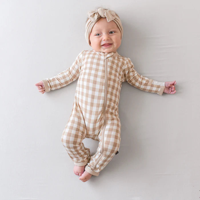 KYTE BABY ZIPPERED ROMPER IN GINGHAM BISQUE