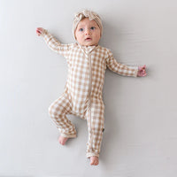 KYTE BABY ZIPPERED ROMPER IN GINGHAM BISQUE