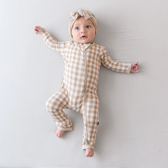 KYTE BABY ZIPPERED ROMPER IN GINGHAM BISQUE