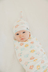COPPER PEARL DAISY TOP KNOT HAT