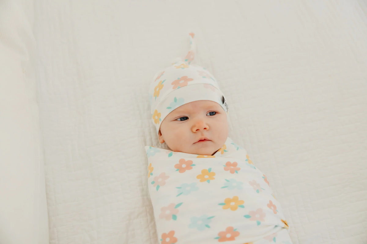 COPPER PEARL DAISY TOP KNOT HAT