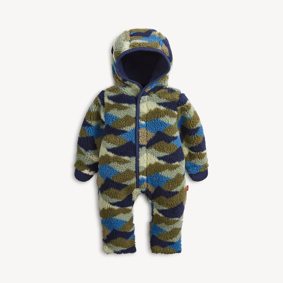 Camo Peak Sherpa Boys Pram