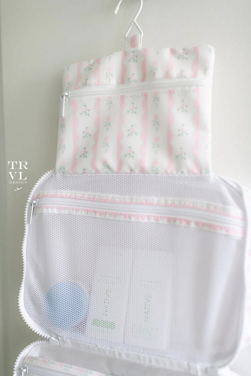 TRVL BUNDLE UP HANGING TOILETRY BAG RIBBON FLORAL PINK