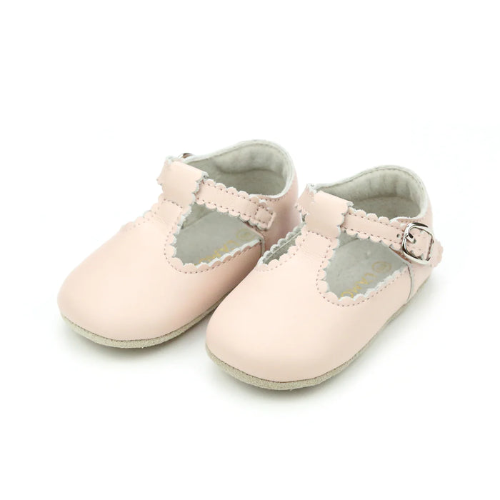 LAMOUR ELODIE SCALLOPED T-STRAP MARY JANE CRIB SHOES PINK