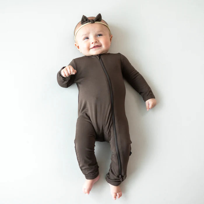 KYTE BABY ZIPPERED ROMPER IN ESPRESSO