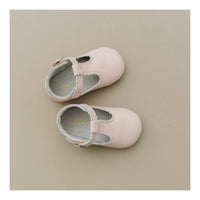 LAMOUR ELODIE SCALLOPED T-STRAP MARY JANE CRIB SHOES PINK