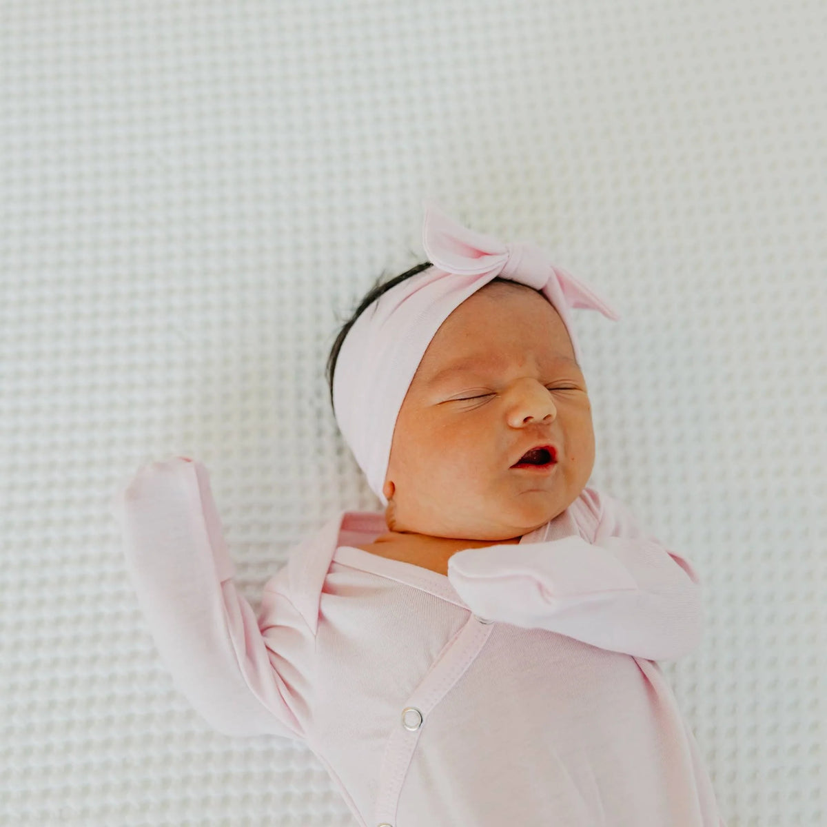 COPPER PEARL BLOSSOM KNIT HEADBAND